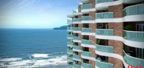 APTO Top com Vista pro Mar em Condomínio Completo em Frente à Praia!